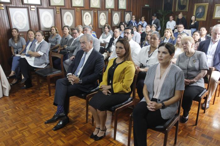 La Sociedad De Beneficencia De Señoras Lanza A La Unedis Un Colegio A Distancia 1830