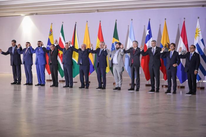 CUMBRE SUDAMERICANA