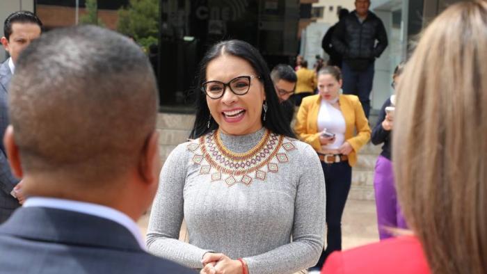 DIANA ATAMAINT