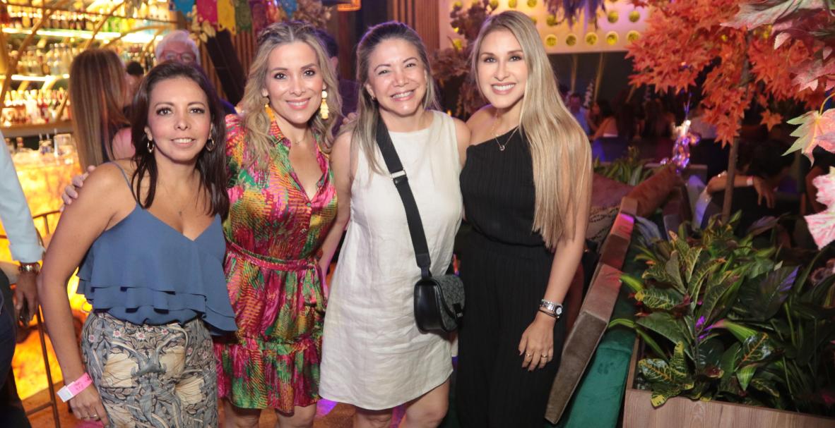 Cumpleaños 50 de Monina Montgomery