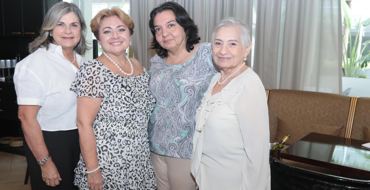 Alberto Villacís, cumpleaños 67