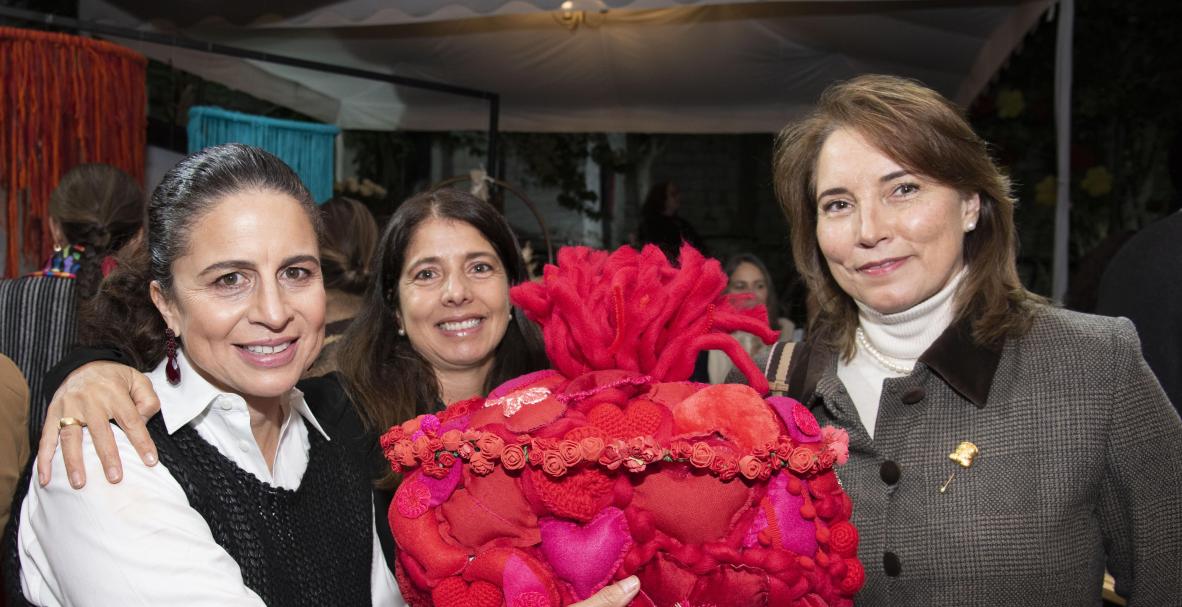 Exposición Detente, del colectivo Urdimbre (Quito)