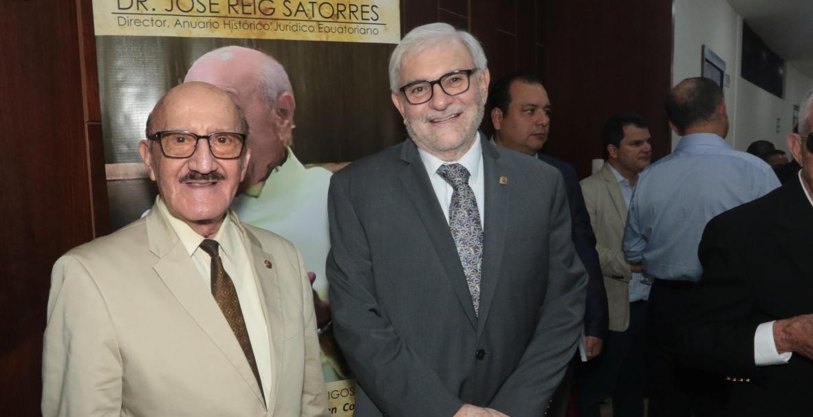 José Reig Satorres recibe el título de honoris causa