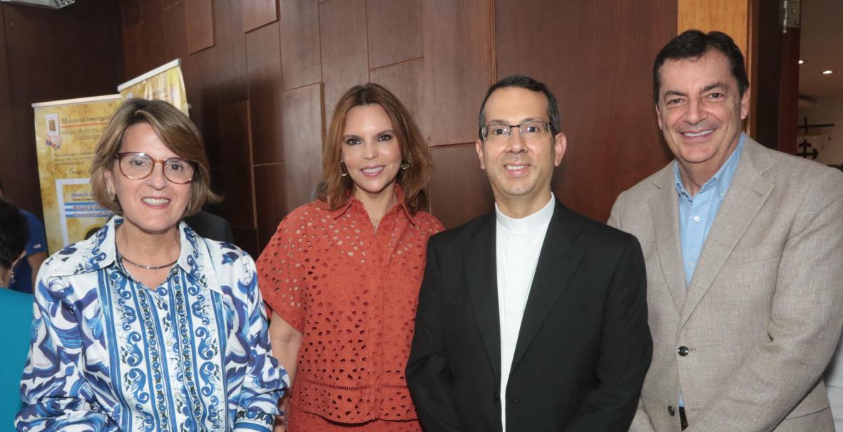 José Reig Satorres recibe el título de honoris causa