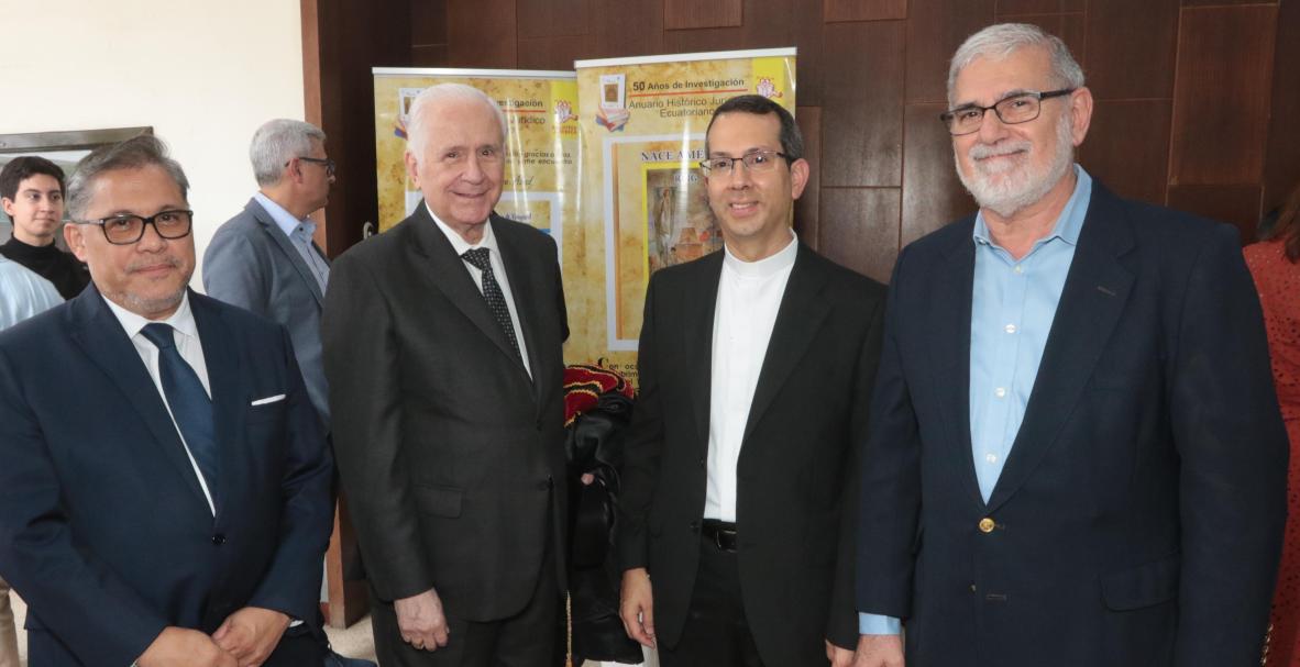 José Reig Satorres recibe el título de honoris causa