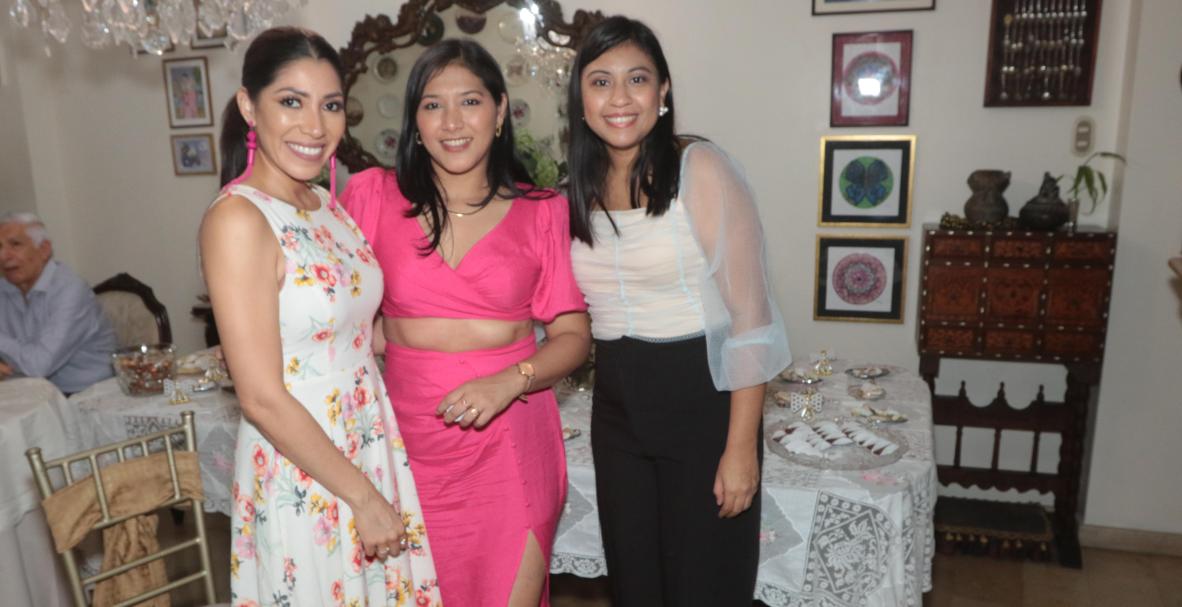 Primera Comunión Ana Paula Molestina