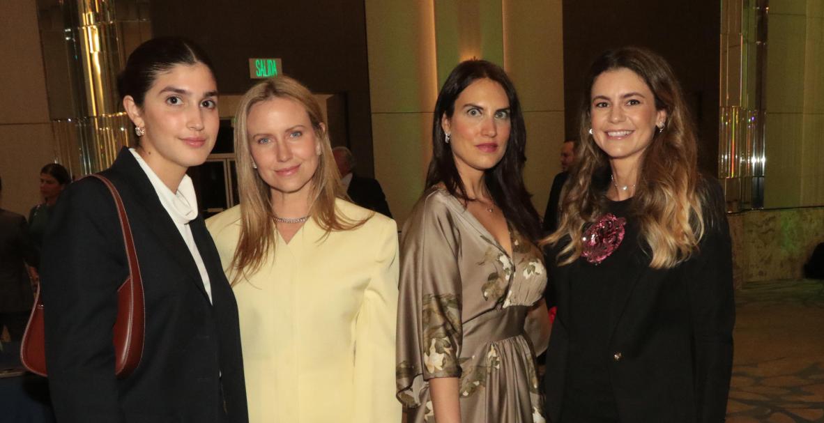 Embajador de Italia, Giovanni Davoli, se reune con la comunidad italiana en Guayaquil