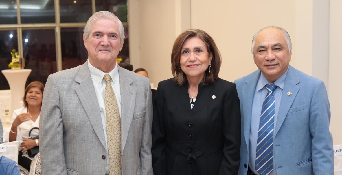 Homenaje a Mercedes Beltrán de Sierra