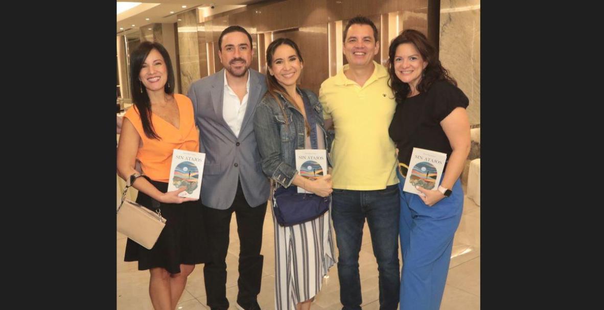 Padre Felipe Ríos lanza el libro Sin Atajos