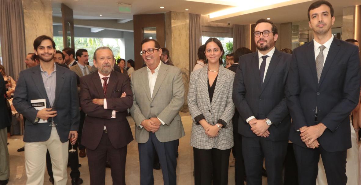 Aniversario 10 Centro de Arbitraje y Mediación de la UEES