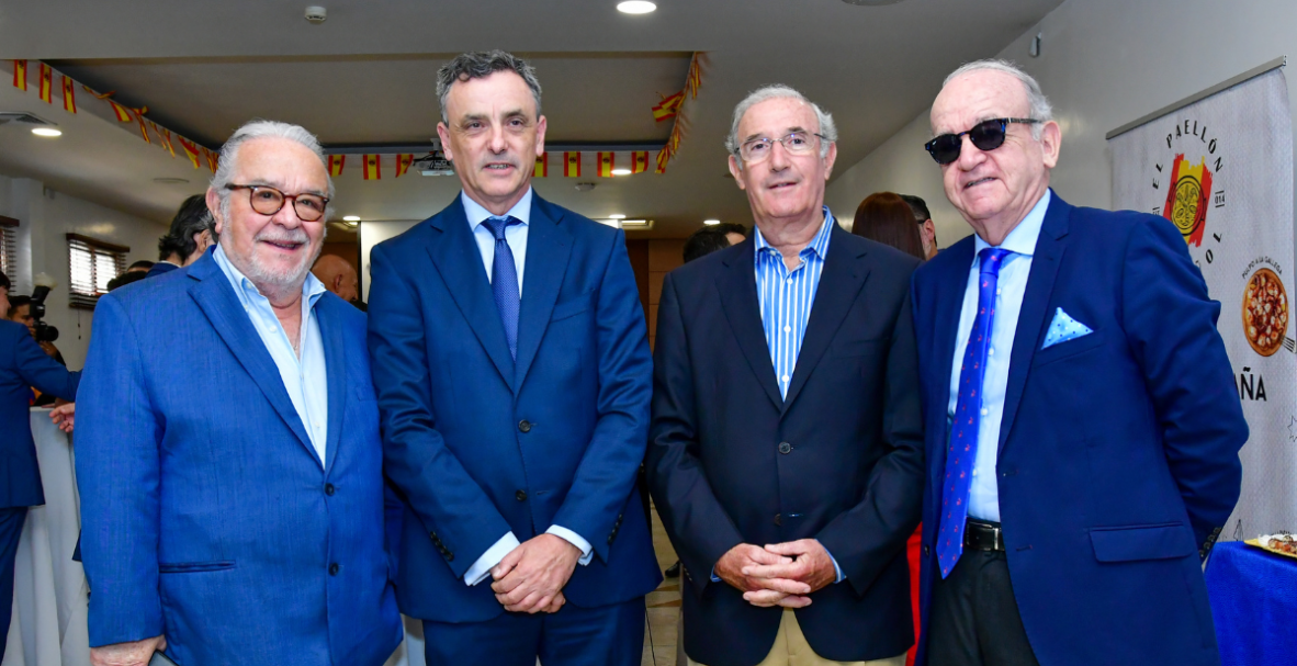 Cámara Española de Comercio. Aniversario 104