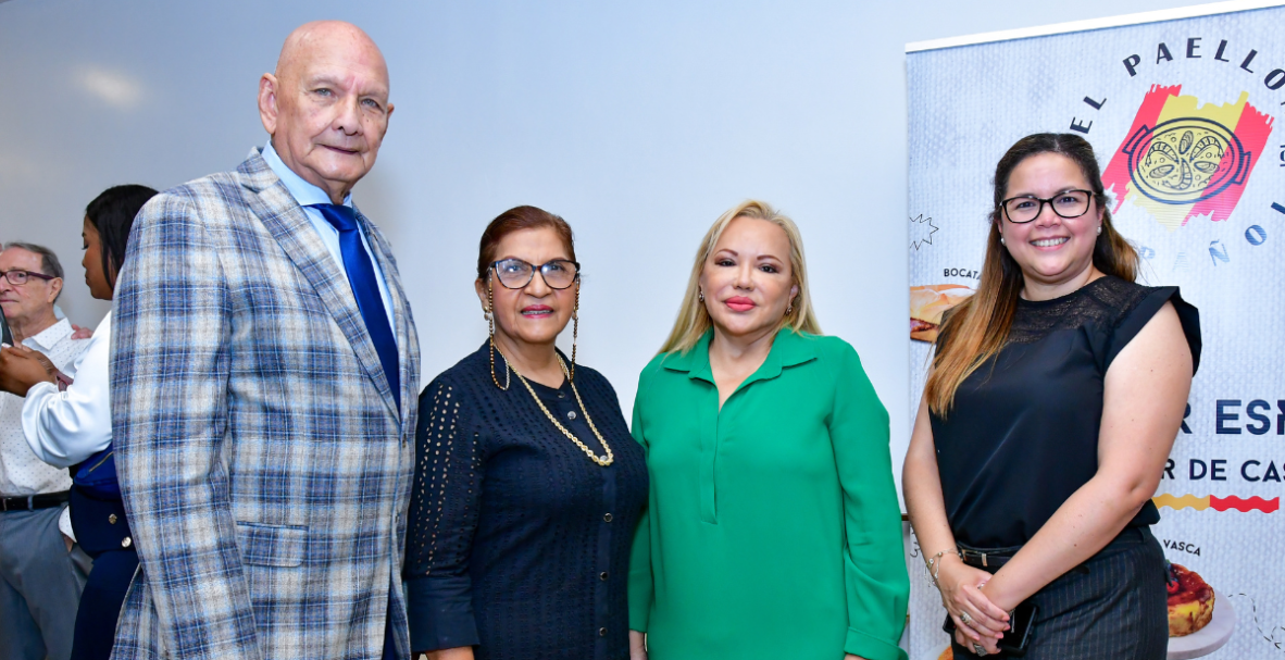 Cámara Española de Comercio. Aniversario 104