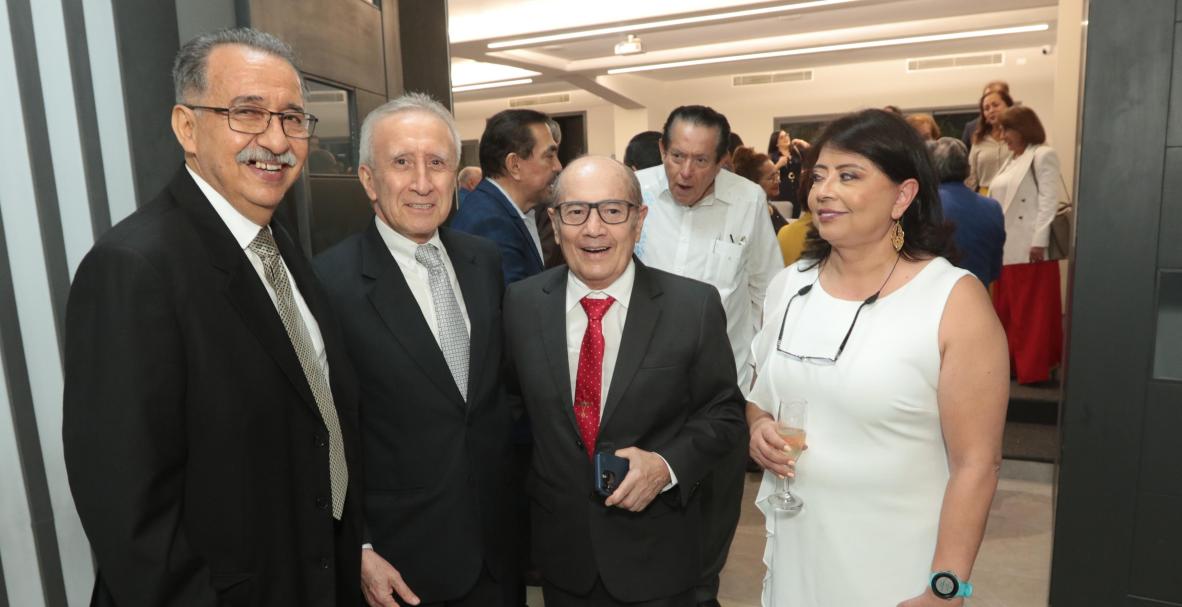 Homenaje al doctor Alfredo Palacio, en el autidotorio Dr. Galo García Feraud, UEES