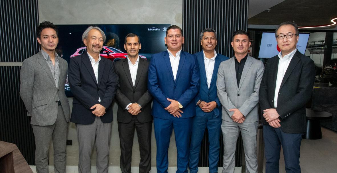 TOYOCOSTA ABRE CONCESIONARIO EN SAMBORONDÓN