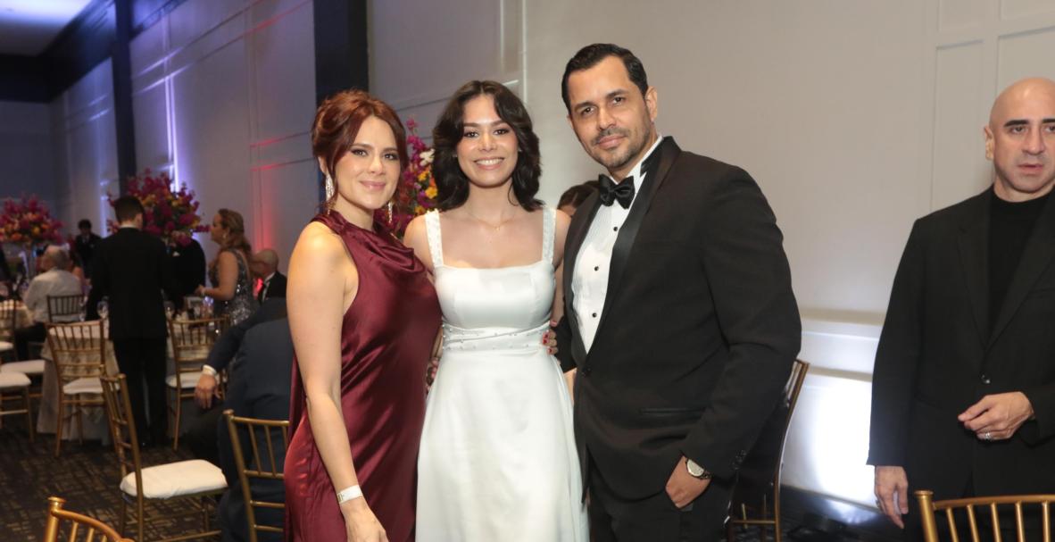 Graduación Colegio Praga, promoción VIII