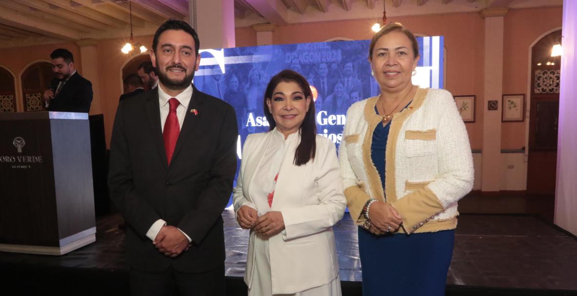 La Cámara de Comercio Ecuatoriano China celebró un coctel en Casa Julián del Parque Histórico por la posesión de la nueva Junta Directiva 2025- 2027
