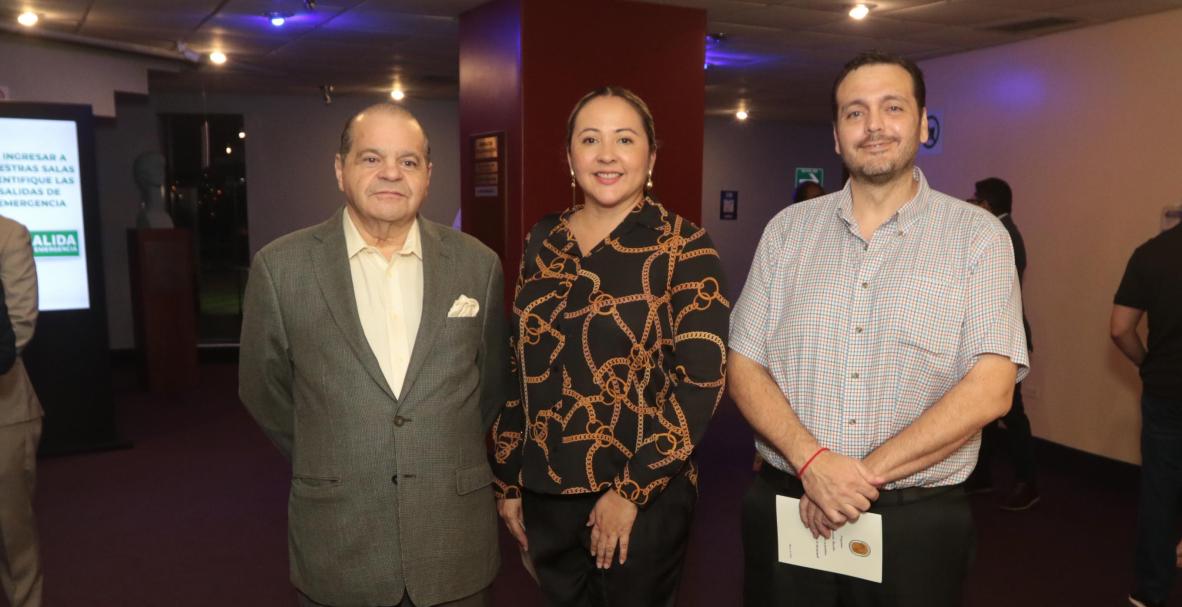 Concierto Macolla, con Schubert Ganchozo