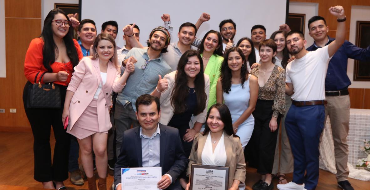 Premiación de Rescatemos el Centro de Guayaquil, concurso de Diario EXPRESO.