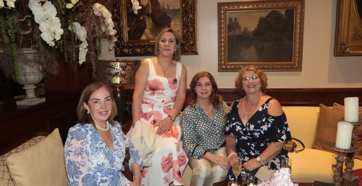 Cumpleaños 80 de Nuria de Pérez