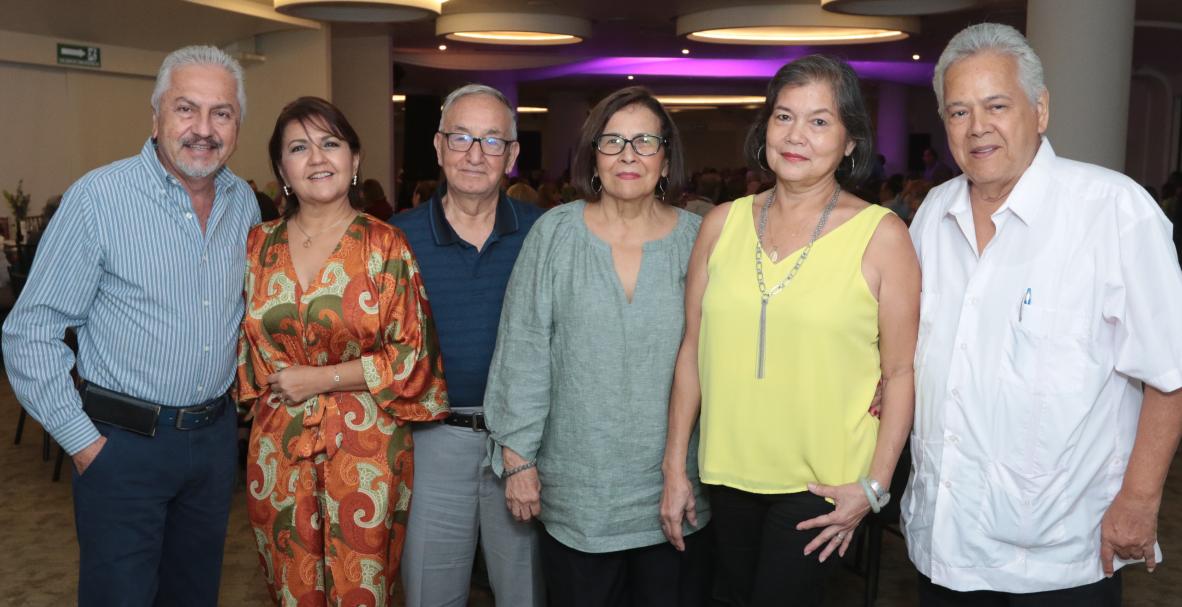 Entre vinos y canciones, evento organizado por el Anexo del Tenis Club (Samborondón)