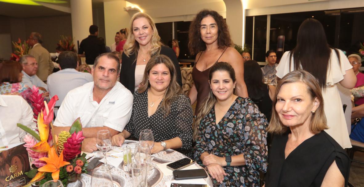 FCata de Vinos organizada por VinoArtes