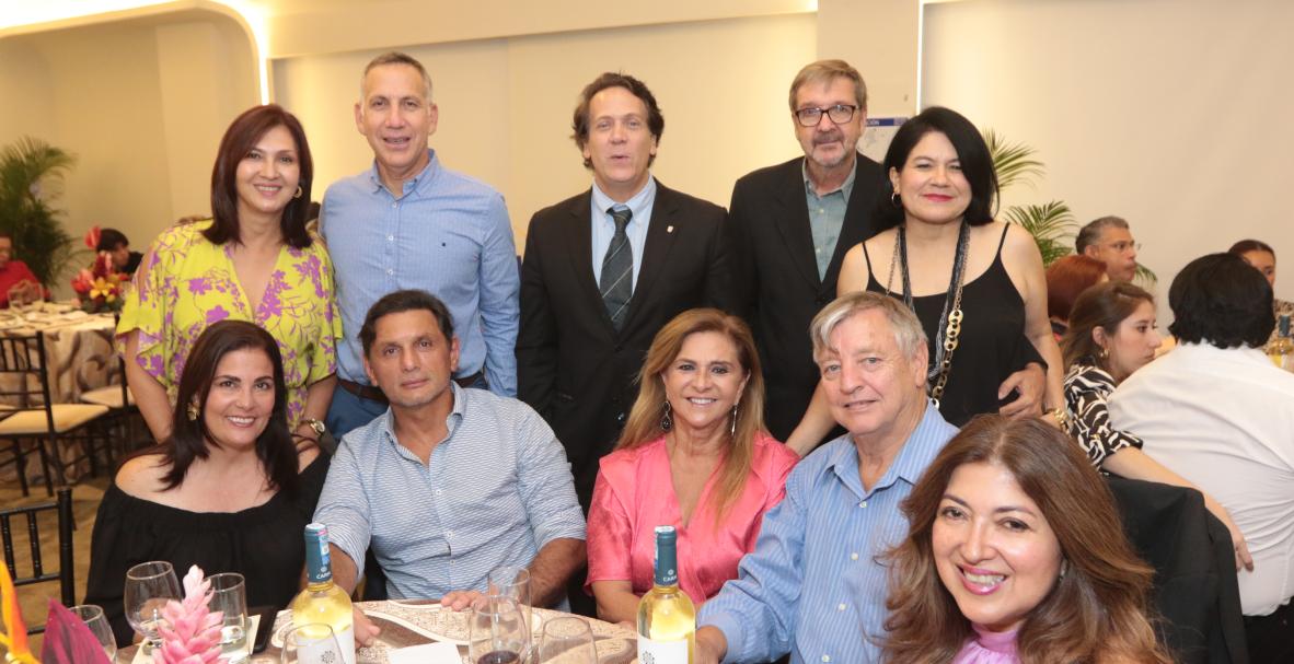 Cata de Vinos organizada por VinoArtes