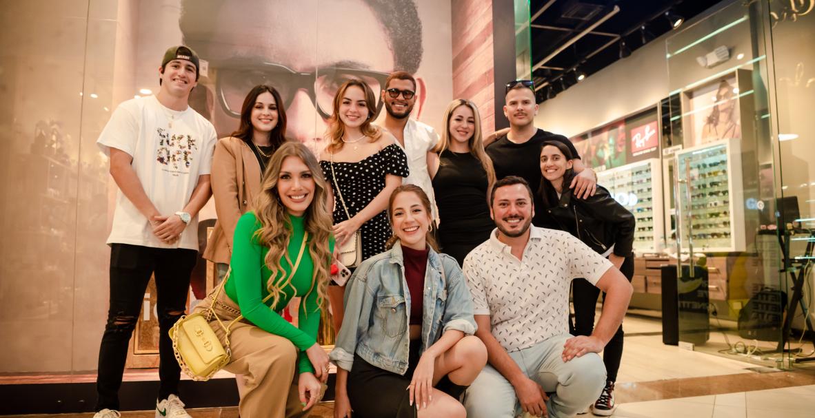 Arnette presenta su colección con Carla Bresciani