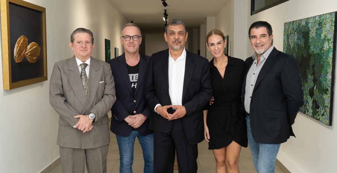 Exposición del cuencano Ricardo Dávila en el Guayaquil Country Club