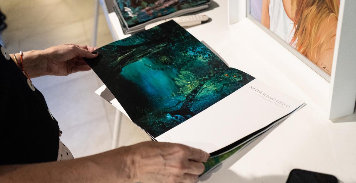 Exposición del cuencano Ricardo Dávila en el Guayaquil Country Club