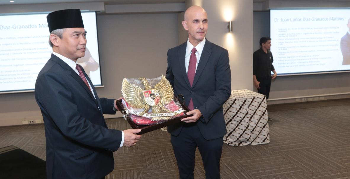 Juan Carlos Díaz-Granados, nuevo cónsul honorario de Indonesia en Guayaquil.
