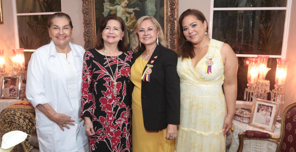 Damas de los ganaderos celebraron su aniversario