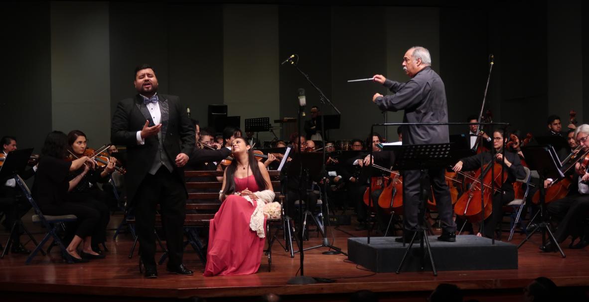 Celebración 202 años de independencia de El Salvador en el Teatro Centro de Arte