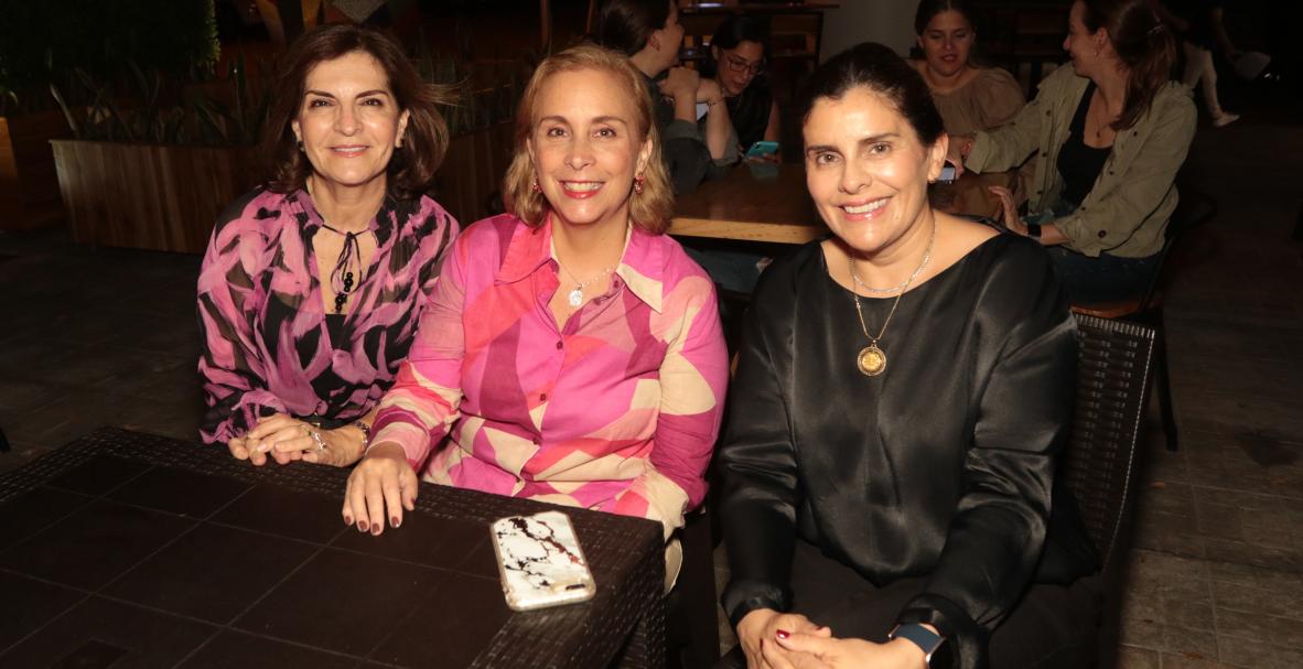 Amor, ¿qué quieres comer? Comedia musical de Gaby Manzo que se presentó en el Teatro Sánchez Aguilar