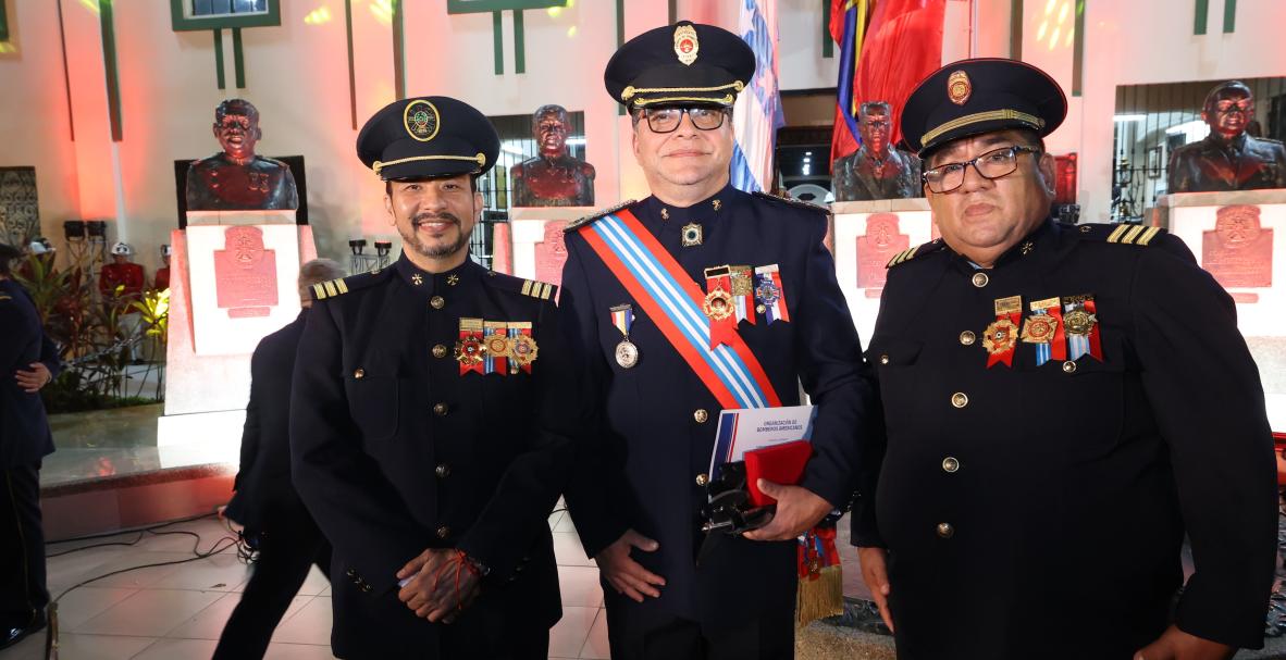 188 aniversario del Benemérito Cuerpo de Bomberos de Guayaquil