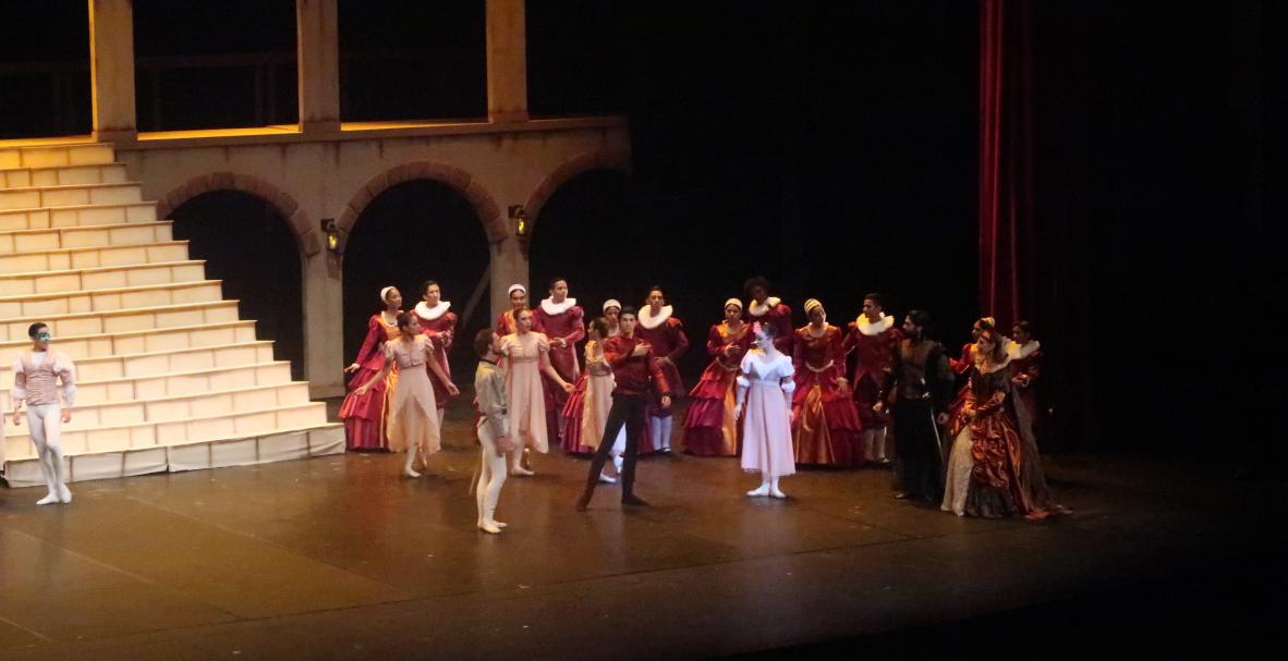 Romeo y Julieta, con En-Avant Dance Company, en el Teatro Sánchez Aguilar