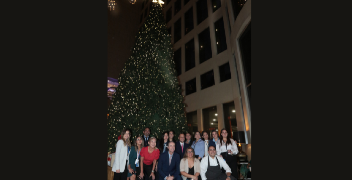 Encendida del Árbol de Navidad en el Hilton Colón Guayaquil