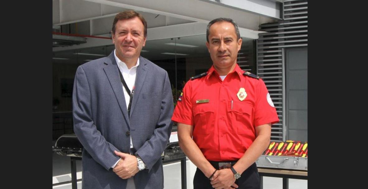 KIA Y EL CUERPO DE BOMBEROS DEL DISTRITO METROPOLITANO QUITO UNEN FURSAS PARA MOVILIDAD SOSTENIBLE.