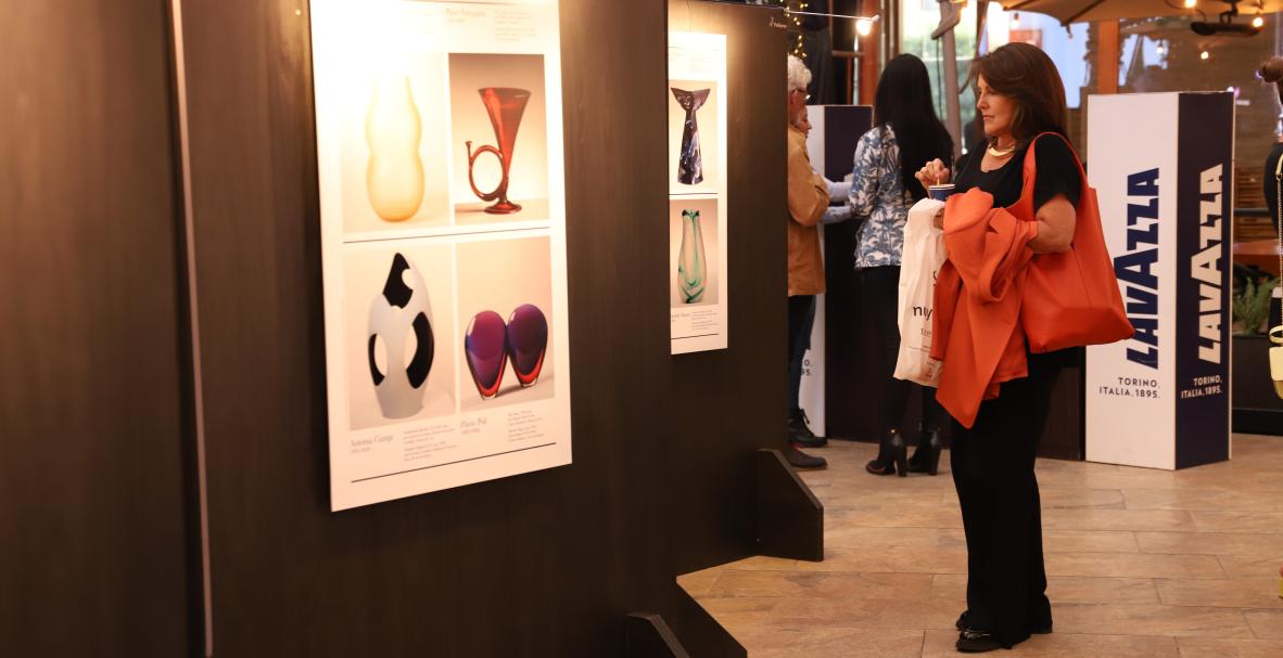 Exposición fotográfica '100 vasi di design italiano'