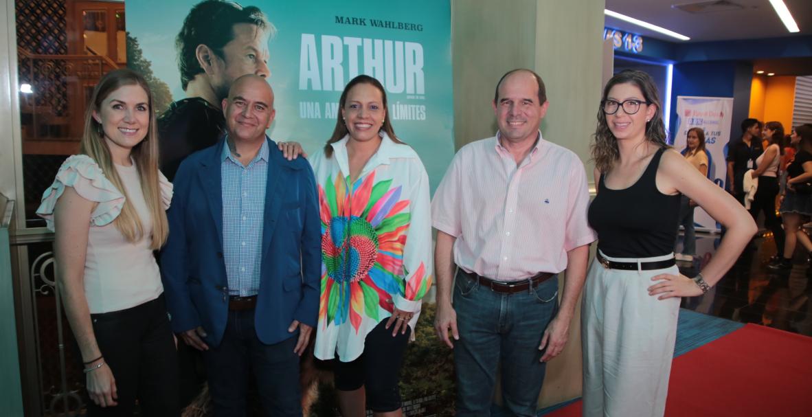 Premier película Arthur en Supercines Los Ceibos