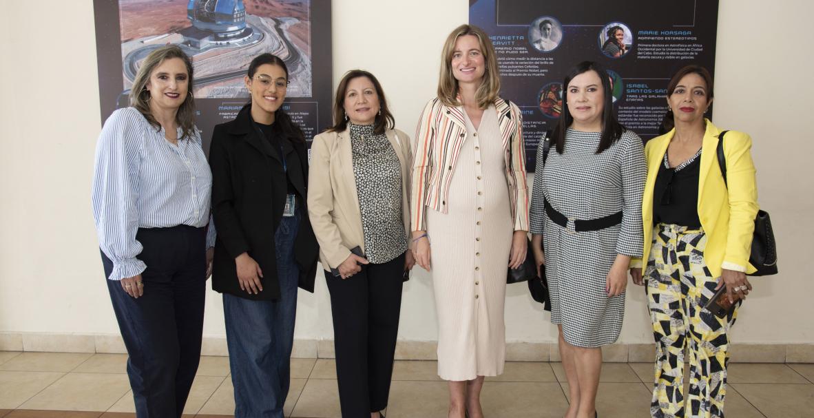 Astrónomas, muestra de la embajada de España