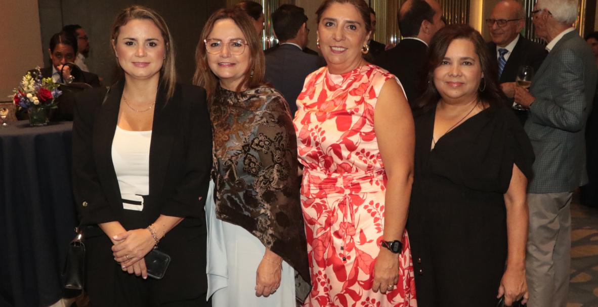 Embajador de Italia, Giovanni Davoli, se reune con la comunidad italiana en Guayaquil