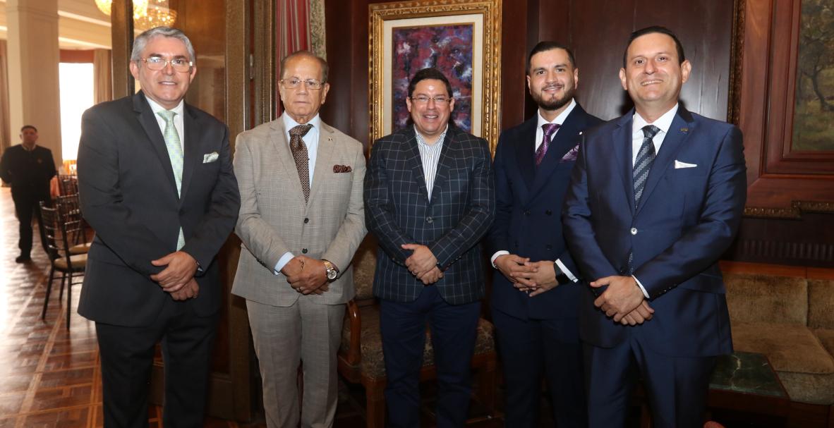Cámara Binacional Ecuatoriano Italiana (CBEI) recibió al embajador de Italia en Quito, Giovanni Davoli, y a su delegación con un evento en el Club de la Unión de Guayaquil.
