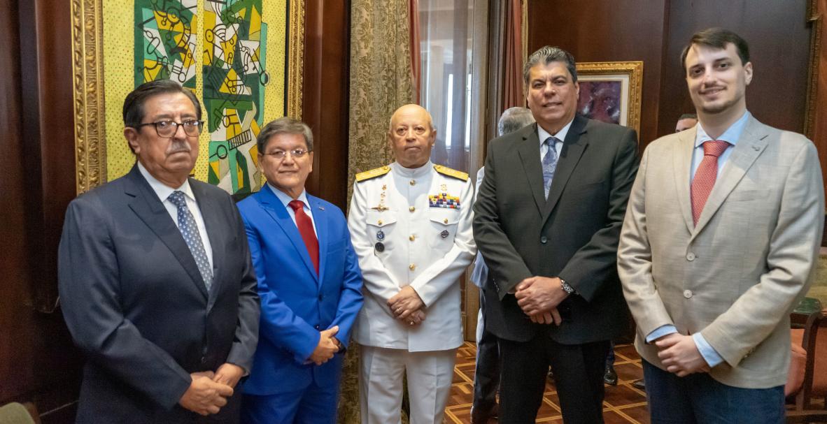 Cámara Binacional Ecuatoriano Italiana (CBEI) recibió al embajador de Italia en Quito, Giovanni Davoli, y a su delegación con un evento en el Club de la Unión de Guayaquil.