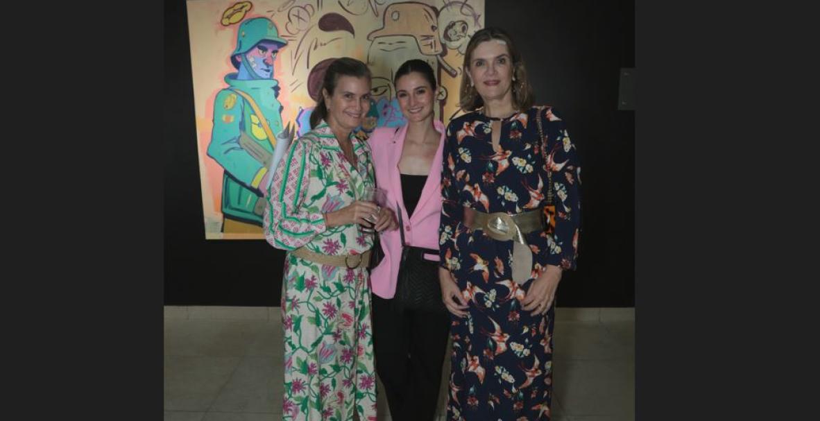 Soldado fantasma, exposición en el Country Club del artista Raymundo Valdez