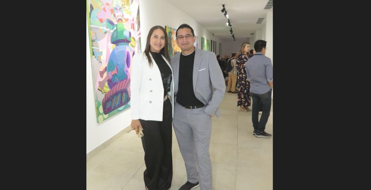 Soldado fantasma, exposición en el Country Club del artista Raymundo Valdez