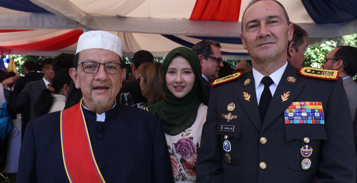 Embajada de Francia celebra Día Nacional, en la residencia del embajador en Quito. Despedida del embajador Frédéric Desagneaux
