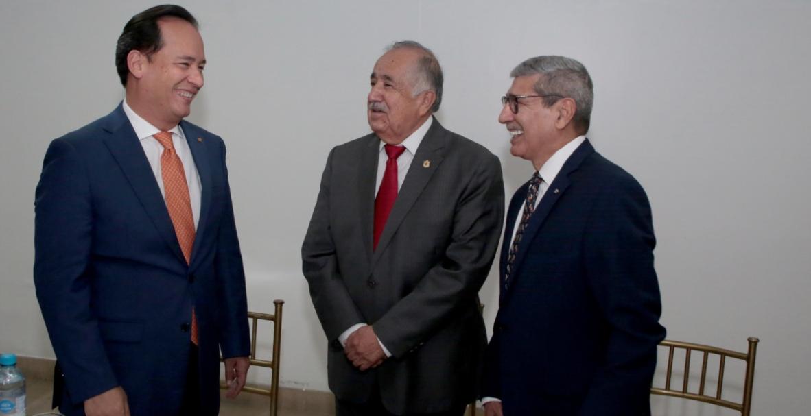 Alberto Molina presenta su libro 'Para refrescar la memoria'