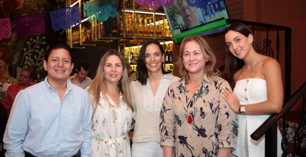 Cumpleaños 40 de Juan José Yúnez.