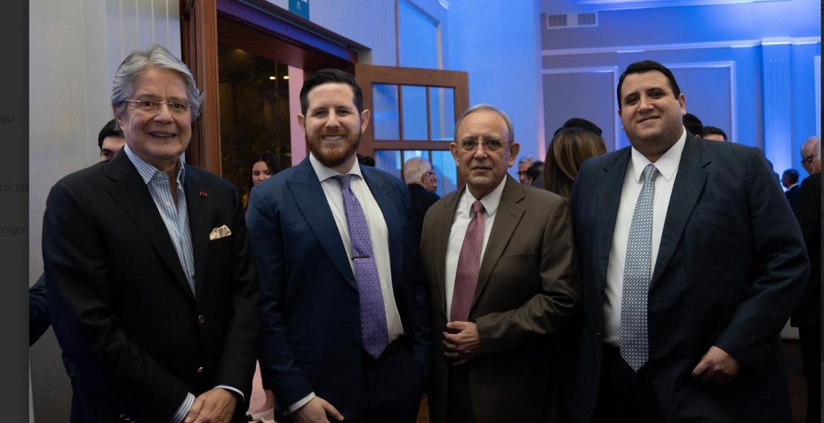 Conversatorio del dr. Hernán Pérez Loose, en el Club de la Unión de Quito