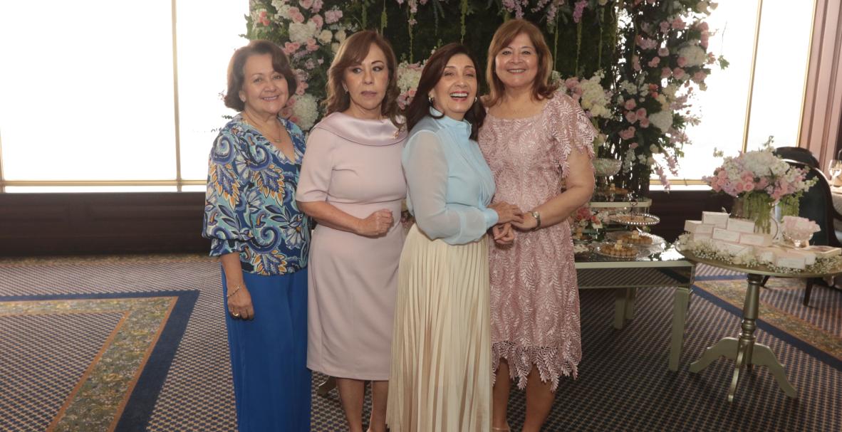 Bianca Salvador, primera comunión